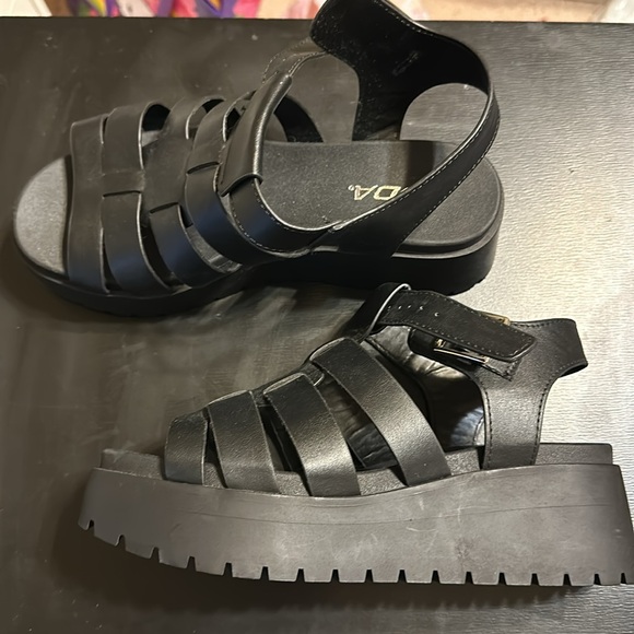 Soda sandals - Picture 3 of 6